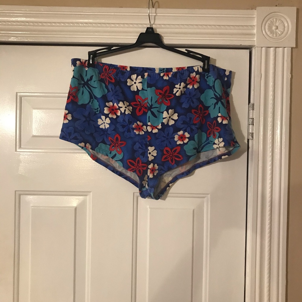 2x swim bottoms, good condition